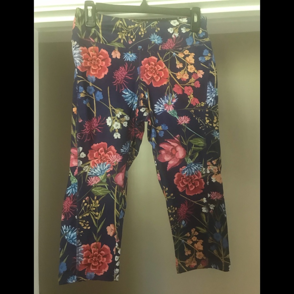 Lularoe Capri Pants, Medium